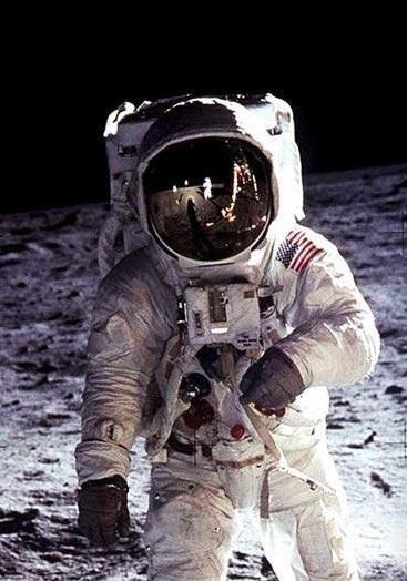 Высадка на Луну: потерянные материалы Высадка на Луну: потерянные материалы